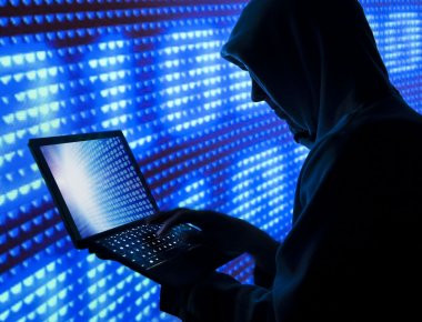 «Έπεσε» θύμα hacker Ελληνίδα ηθοποιός - Η έκκληση στο Facebook (φωτό)